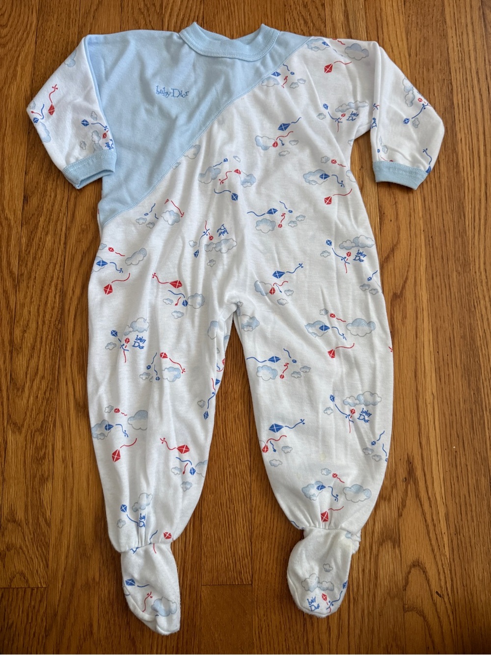 Vintage Christian Dior baby kites romper sleeper L 18-23lbs.